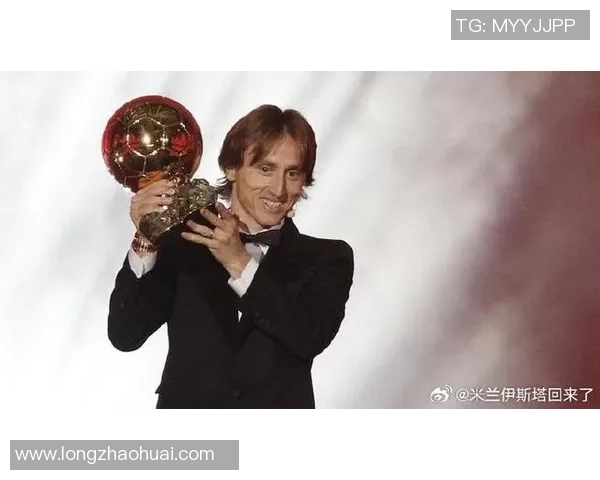 赛后评分揭晓莫德里奇表现惊艳成最大亮点引发广泛关注 赛后评分揭晓莫德里奇表现惊艳成最大亮点引发广泛关注